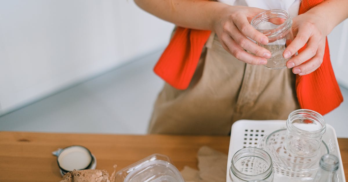 découvrez l'importance du recyclage du verre pour préserver l'environnement et réduire les déchets, tout en favorisant une économie circulaire durable.