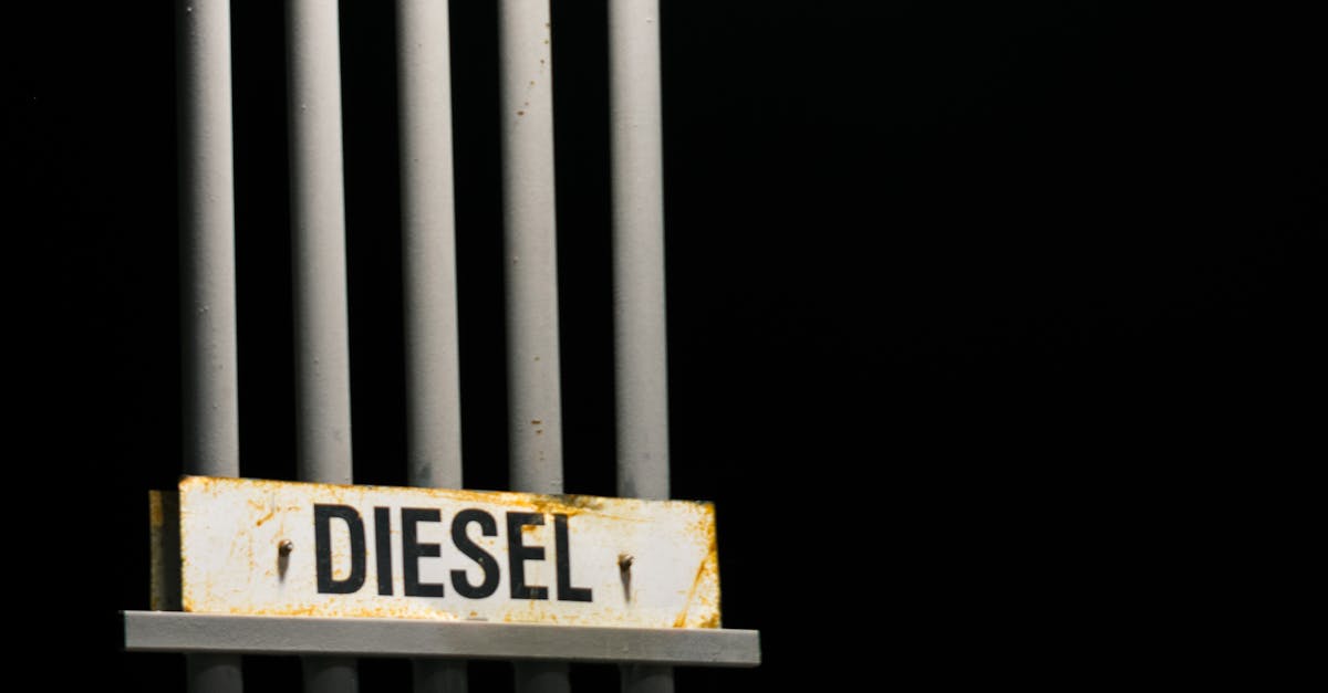 découvrez les combustibles fossiles, leurs origines, leur impact environnemental et leur rôle dans l'économie mondiale. explorez les enjeux associés à leur utilisation et les alternatives durables pour un avenir énergétique responsable.