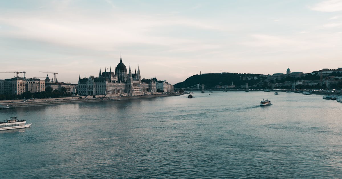 découvrez l'europe, un continent riche en histoire, culture et diversité. explorez ses villes emblématiques, ses paysages variés et ses traditions uniques.