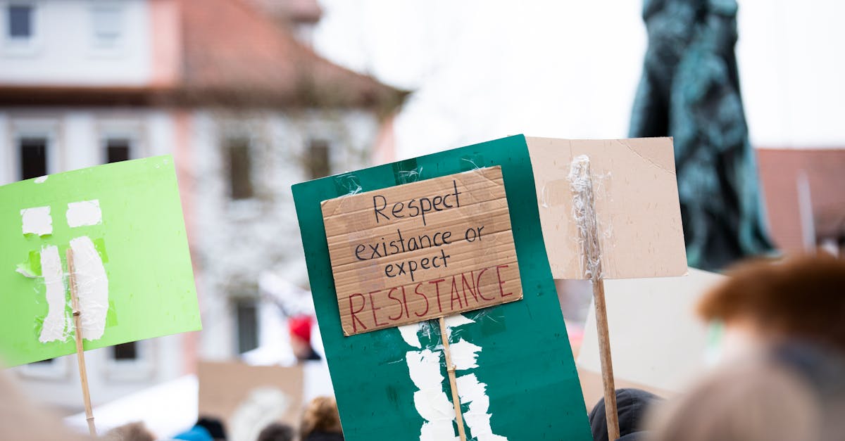 découvrez les enjeux de la justice environnementale, un mouvement qui lutte pour l'égalité d'accès à un environnement sain et durable pour tous. explorez les initiatives, les défis et les solutions pour construire un avenir juste et respectueux de notre planète.