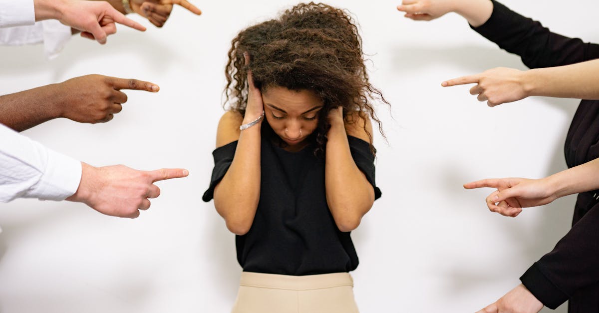découvrez ce qu'est l'eco-anxiété, ses causes, ses impacts sur la santé mentale, et comment la gérer face aux préoccupations environnementales actuelles.