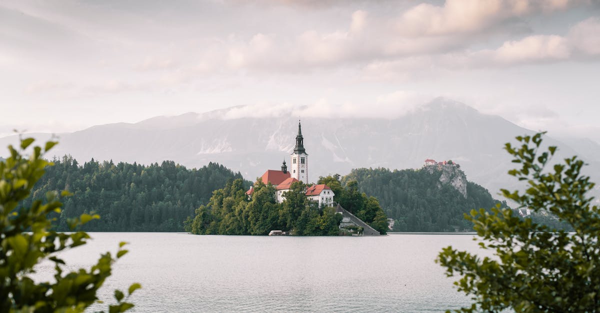 découvrez l'europe, un continent riche en histoire, culture et paysages magnifiques, idéal pour vos voyages et découvertes.