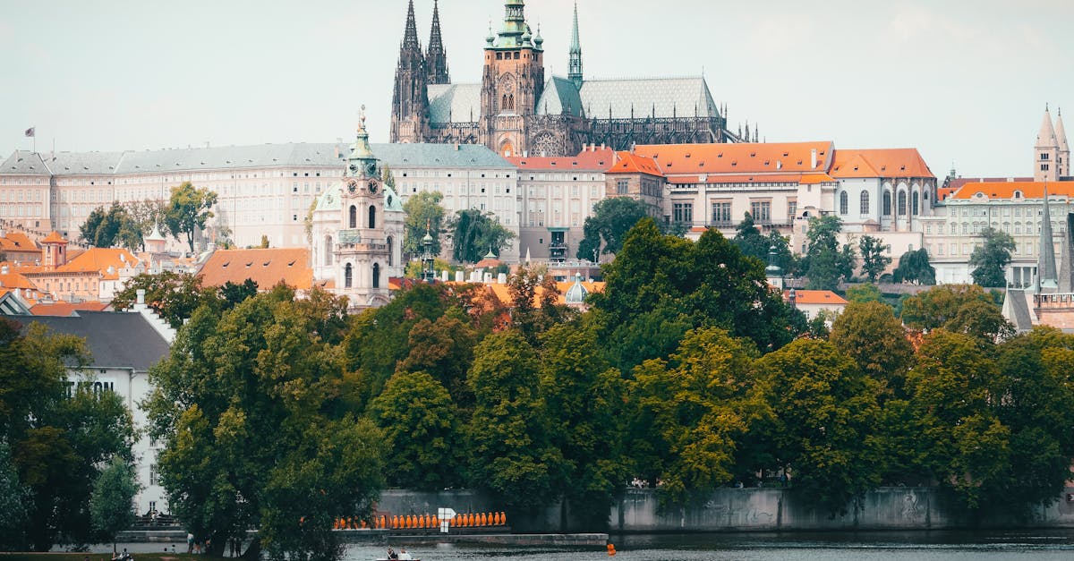 découvrez l'europe : ses cultures riches, ses paysages variés et ses destinations incontournables pour un voyage inoubliable.