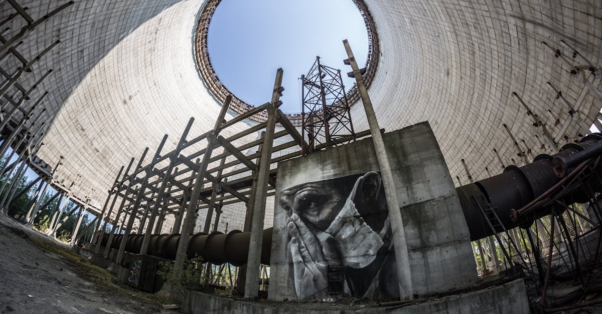 découvrez l'histoire de tchernobyl, site de la catastrophe nucléaire de 1986, son impact environnemental et humain, ainsi que les leçons tirées de cet événement tragique.