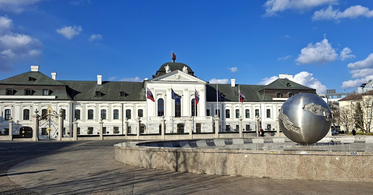 découvrez tout sur le 'presidential' : informations, actualités et analyses sur les enjeux présidentiels.
